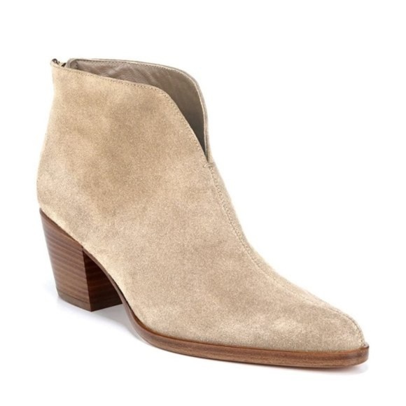 Vince Havana Light Straw Suede Notch Back zip Closure Booties Women's Size 8 M - Picture 3 of 8